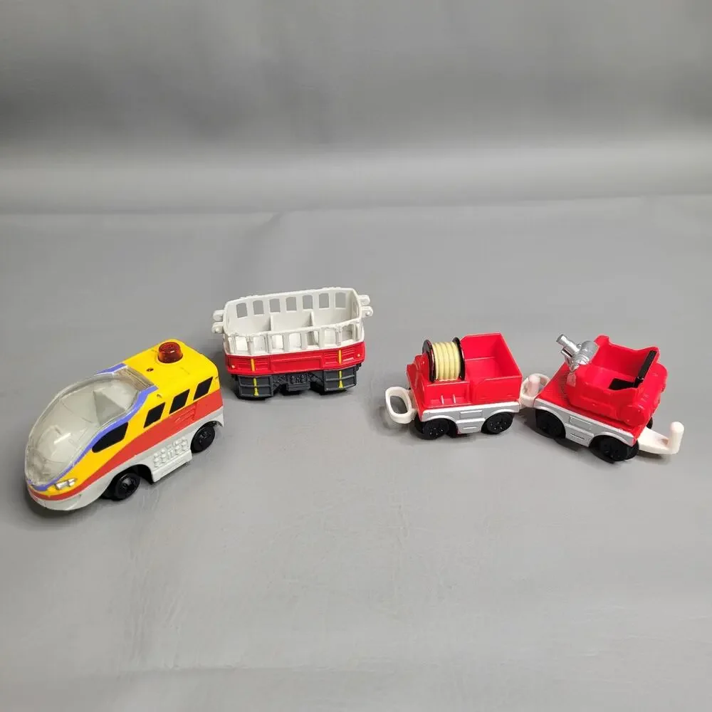 GeoTrax Rapid Rescue Water Canon Firehose Trolley Street Car Yellow Aero Eric
